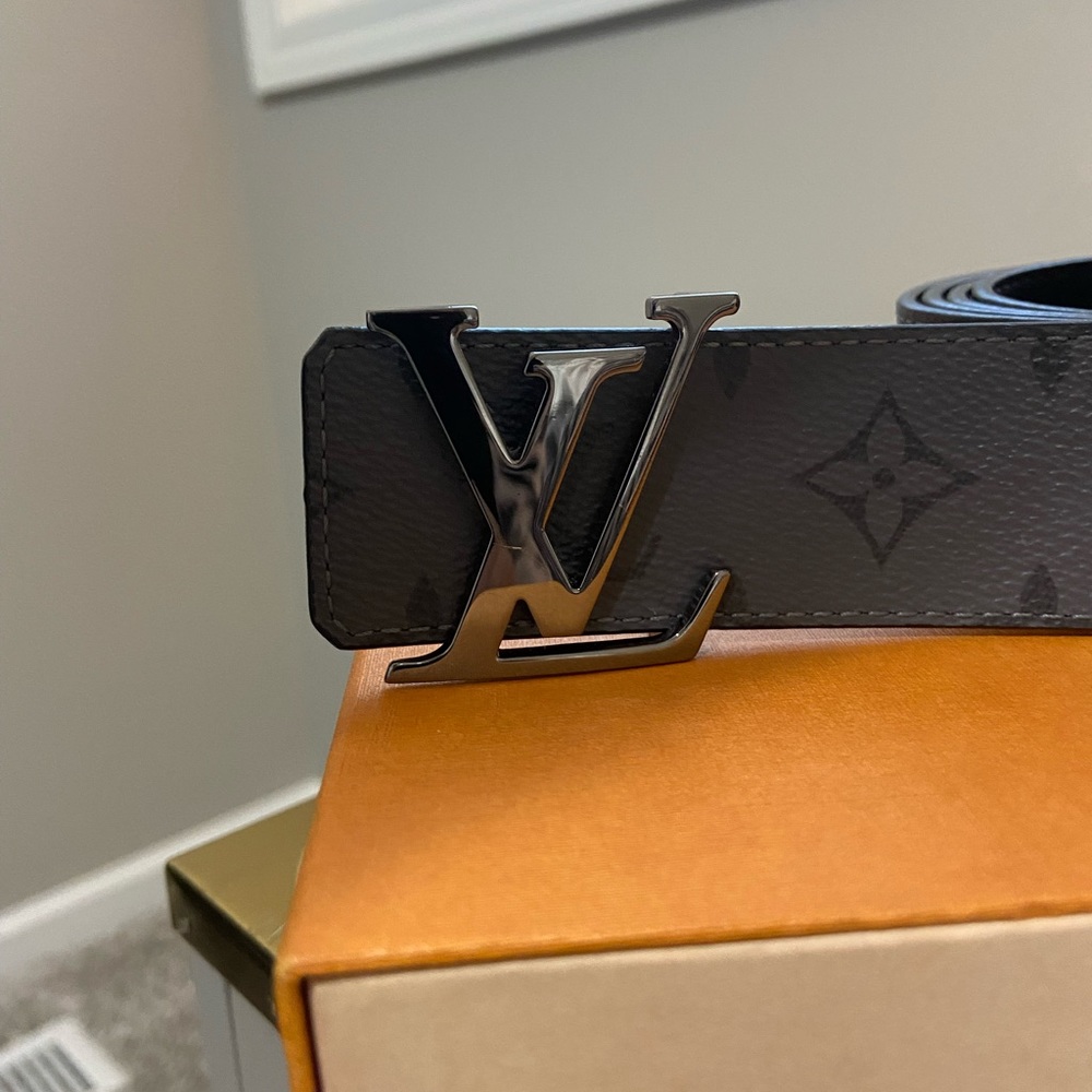 Authentic Louis Vuitton Grey Monogram Belt